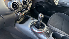 Nissan Juke 1.0 DiG-T N-Connecta 5dr Petrol Hatchback